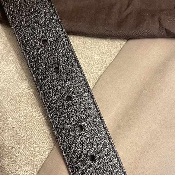 Leather belt with Double G Buckle - Picture 9 of 10